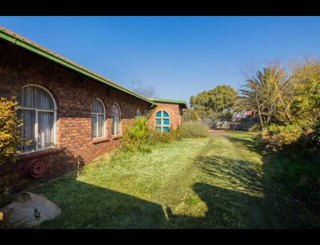 3 BEDROOM HOUSE FOR SALE IN MAYBERRY PARK